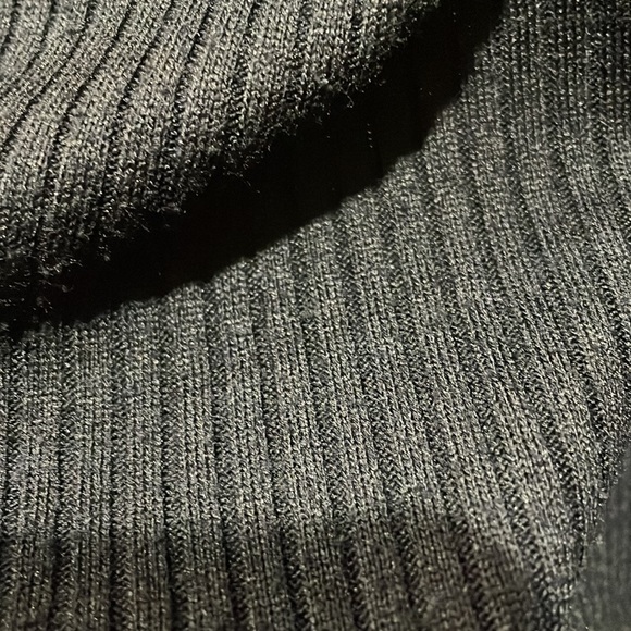 Falls creek peep neck black rubbed shirt - Picture 5 of 5